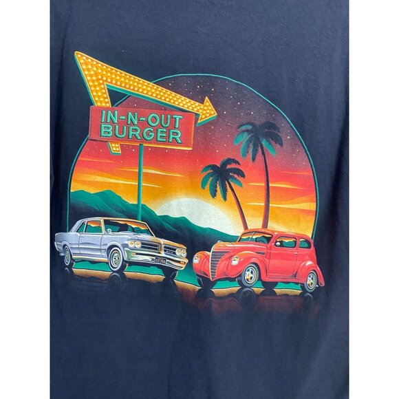In-N-Out‎ Burger Black Graphic T-Shirt Men size Medium Classic Cars Palm Trees - Picture 5 of 10